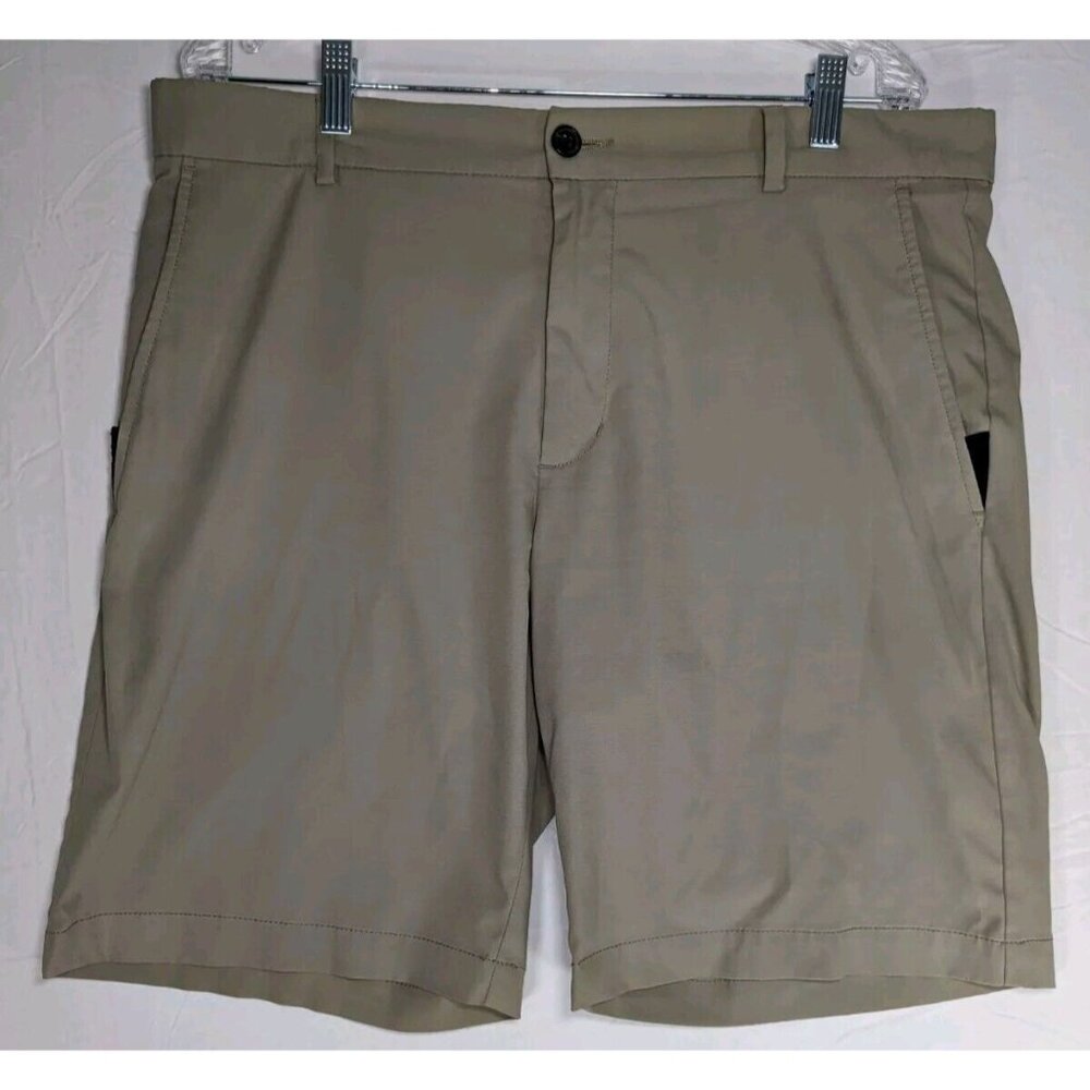 Claiborne Classic Fit Chino Shorts Dry & Cool Khaki Tan Mens‎ Size 36 Polyester
